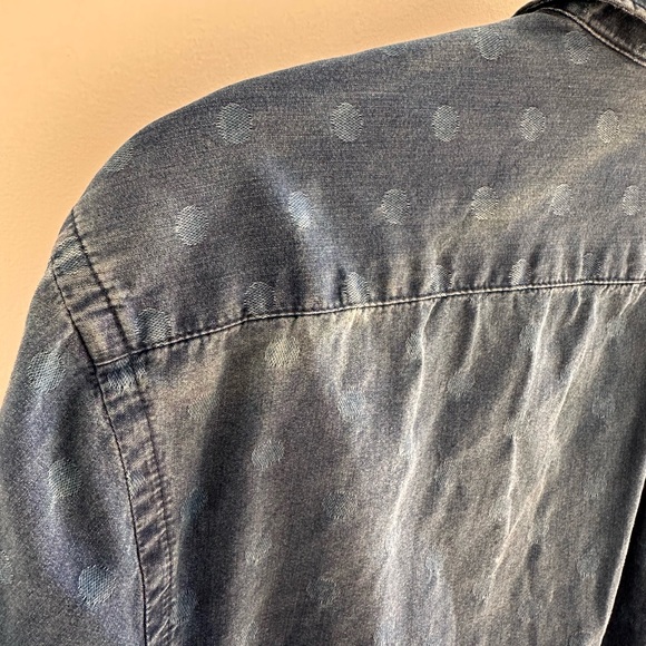 Scotch & Soda chambray jean button up shirt polka dot detail size XL - Picture 9 of 11